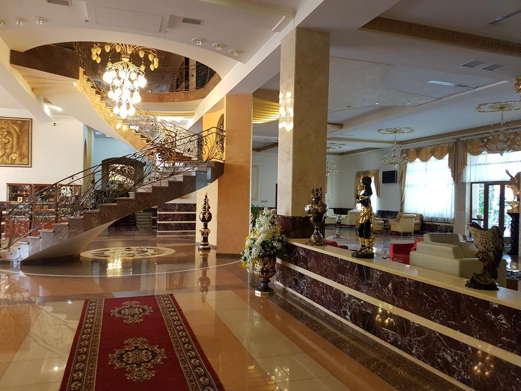 Armenian Royal Palace เยเรวาน ภายนอก รูปภาพ