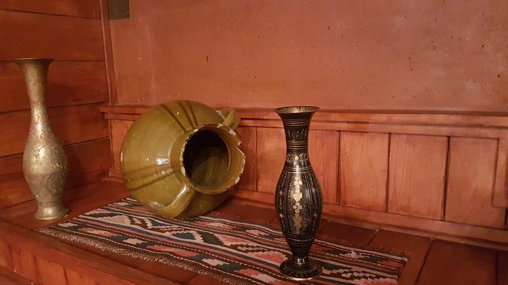 Armenian Royal Palace เยเรวาน ภายนอก รูปภาพ